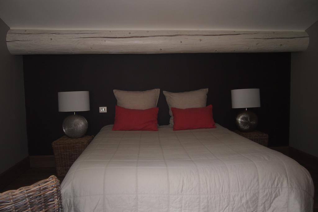 La Maison Des Collines Allemagne-en-Provence Room photo